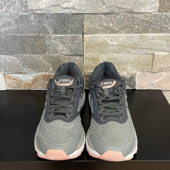 Asics Women's GT-2000 6 Ankle-High Running Shoe - Picture 3 of 8